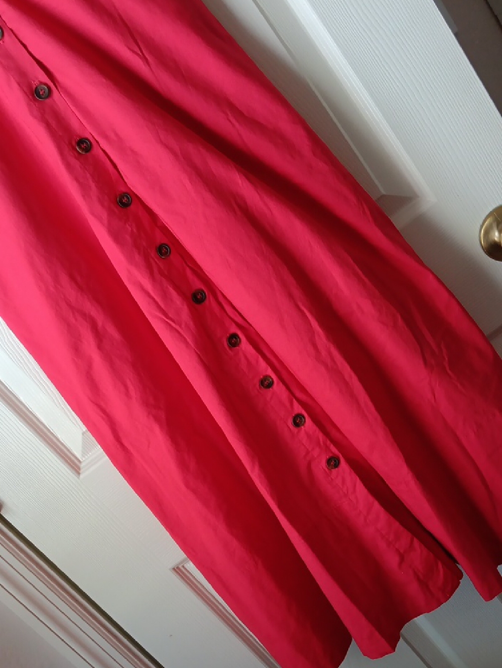 TUCKERNUCK..KATE..RED BUTTON DOWN MIDI - Picture 3 of 7